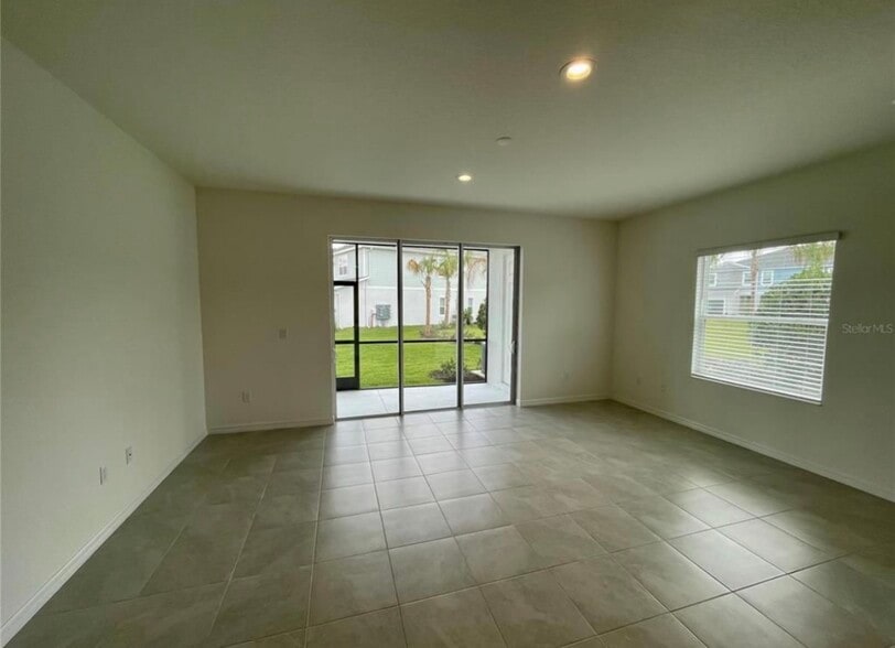 Building Photo - 8676 Canyon Creek Trl