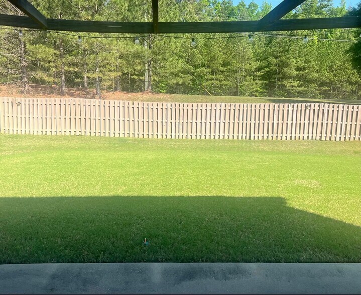Building Photo - 4599 Woodford Cir