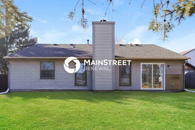 Building Photo - 3 Bedroom Pet-Friendly Home in INDIANAPOLIS, IN with Main Street Renewal