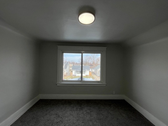 Building Photo - 230 E Victoria St