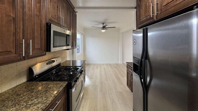 Building Photo - 2607 Abbot Kinney Blvd