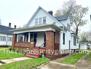 Building Photo - Completely remodeled 3 bedroom, brimming with charm & modern updates!