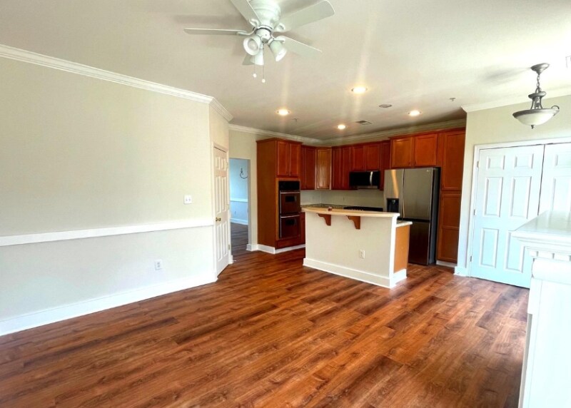 Building Photo - 9534 Walker Way