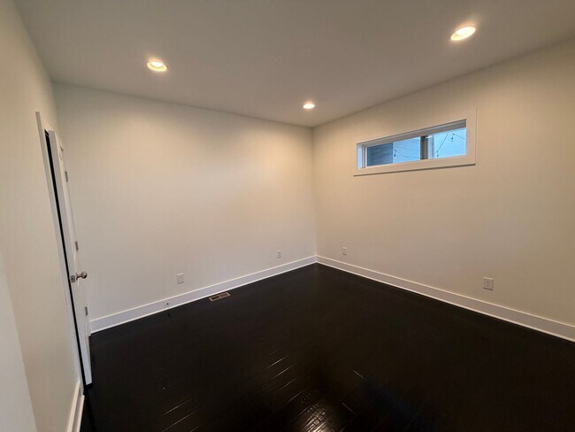 Building Photo - Beautiful Modern Home in Nashville Near the Fairgrounds