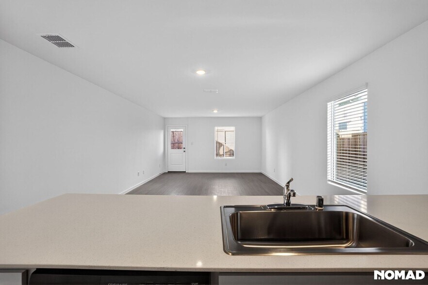 Building Photo - 12153 Steeplechase Dr