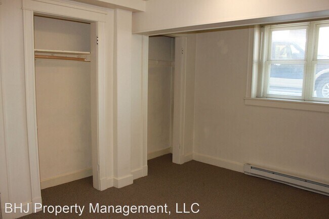 Building Photo - 40 E Works St