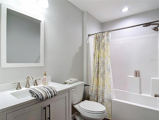 Building Photo - 63 Cory St