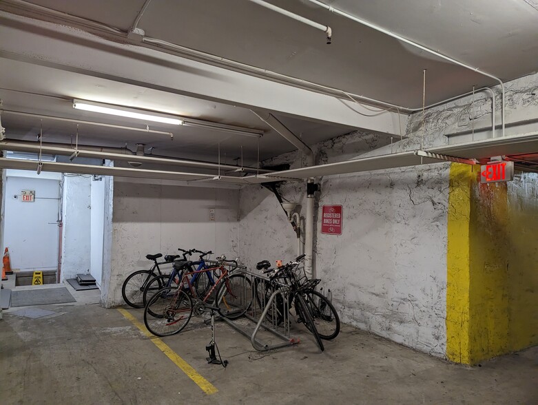 Bike Parking - 428 N 13th St