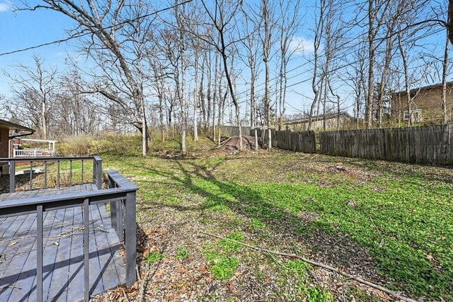 Building Photo - 2613 Rhapsody Dr