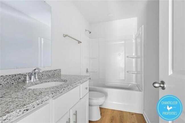 Building Photo - 2903 Bolton Pl