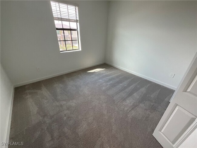Building Photo - 10755 Timber Creek Dr
