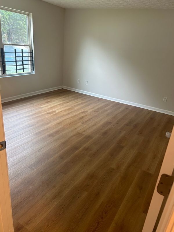 Building Photo - 8102 Fairington Village Dr