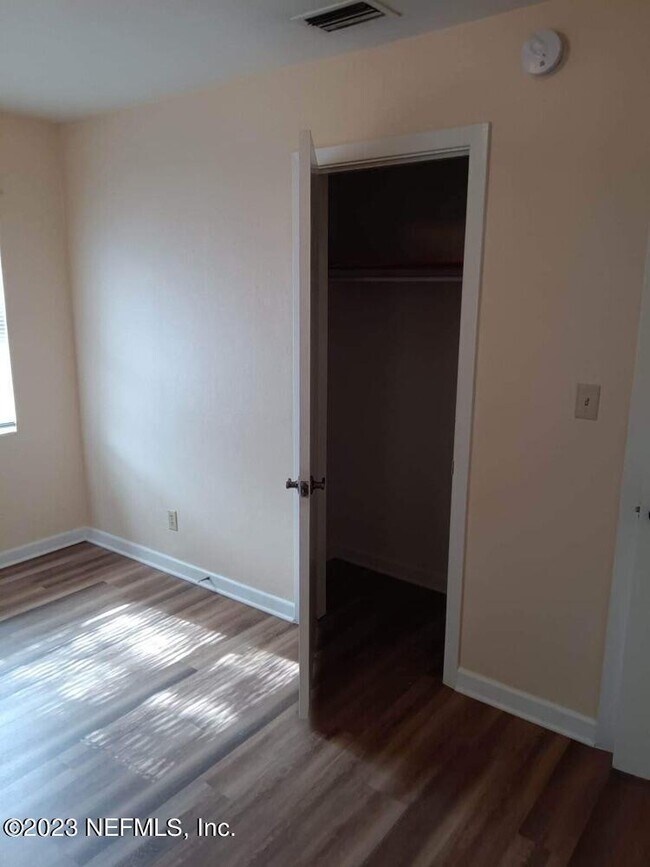 Building Photo - 6103 Wilson Blvd