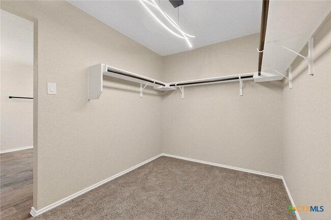 Building Photo - 218 Sickle Lp