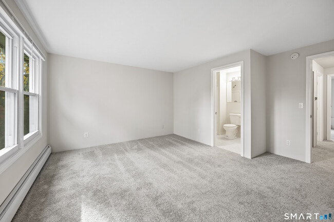 Building Photo - 145 Harbor Pond Dr