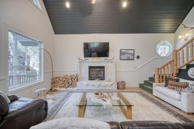 Building Photo - 3627 Bills Loop Rd