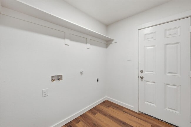 Building Photo - 8708 Ronnie St