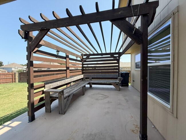 Building Photo - 3417 Parkmill Dr