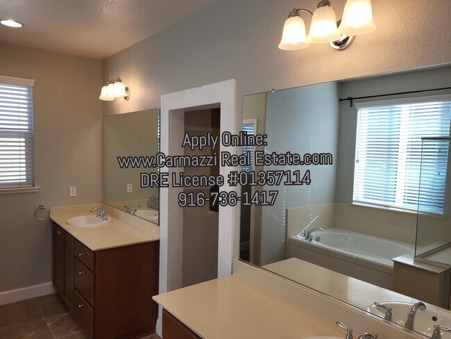 Building Photo - 1469 Durfee Ct