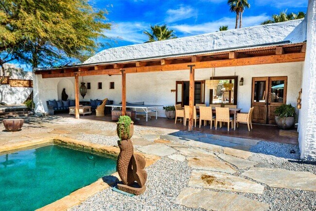 Building Photo - 71607 Sahara Rd