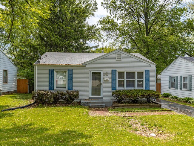 Primary Photo - 260 N Jefferson St