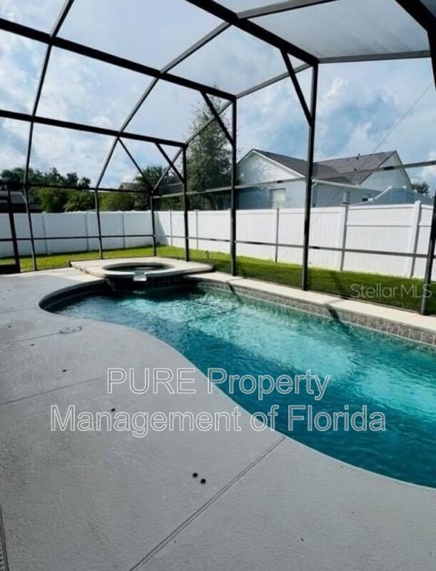 Building Photo - 16225 Egret Hill St