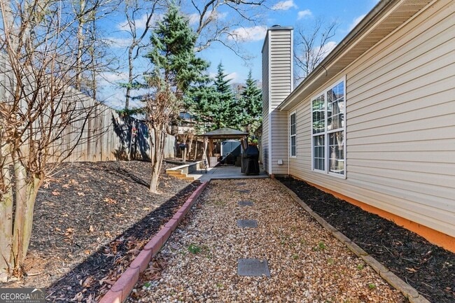 Building Photo - 5720 Crow Dr