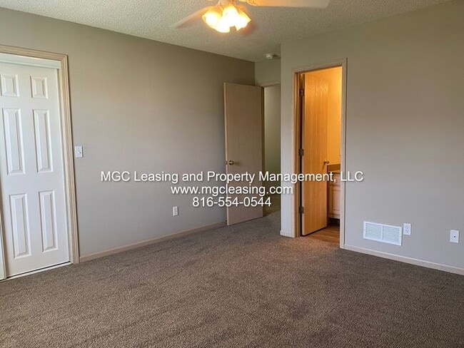Building Photo - SOUTH GARDEN TOWNHOMES