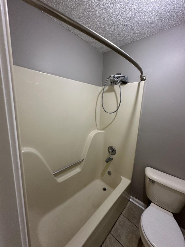 Building Photo - 5534 Lacey Cove