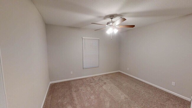 Building Photo - 1428 Talbott St