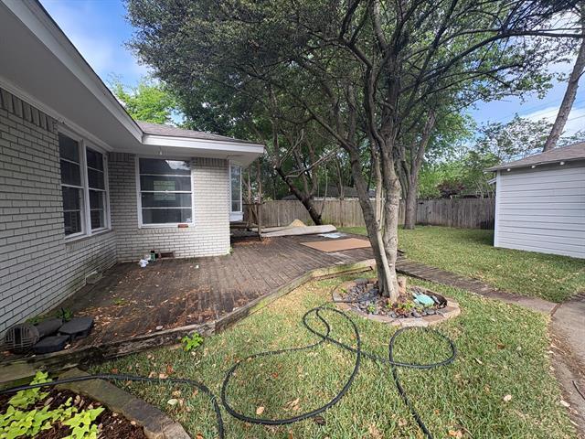 Building Photo - 7525 Wentwood Dr