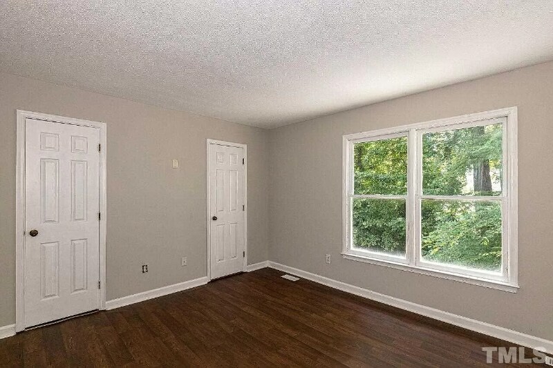 Bedroom - 4320 Bona Ct