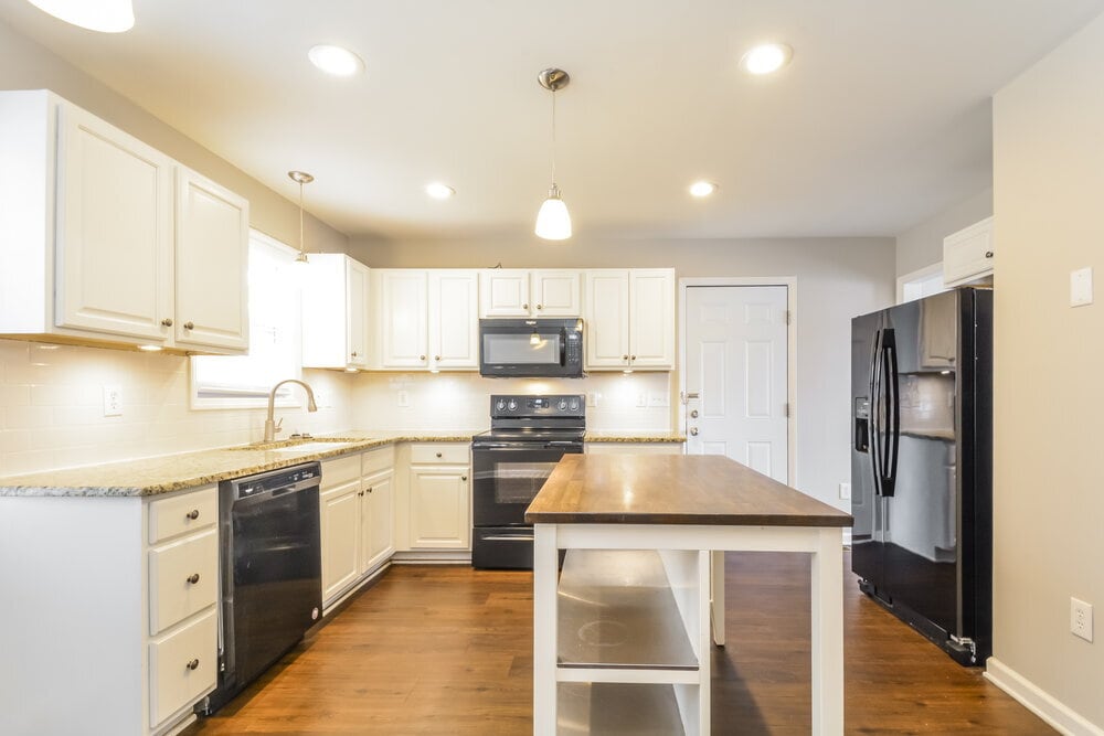 Building Photo - 1433 East Stone Arch Drive