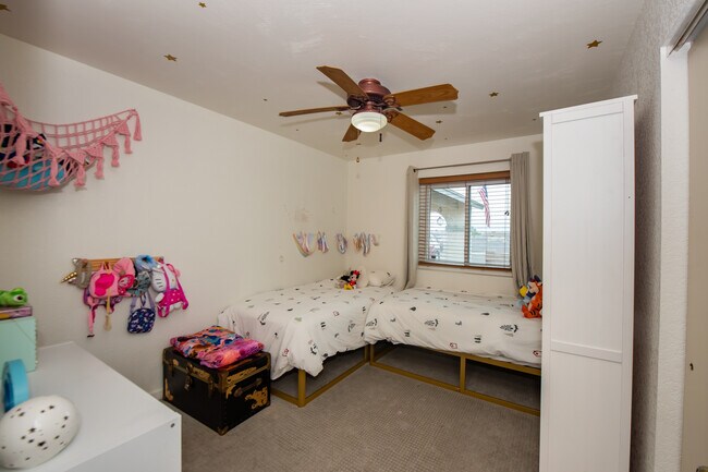 Building Photo - 11239 E 27th Pl