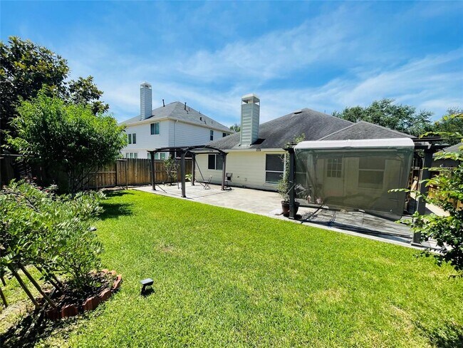 Building Photo - 4906 Lake Wichita Ln