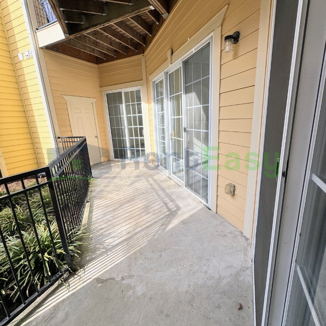 Building Photo - 1400 Granby St