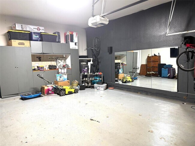 Building Photo - 225 Galveston Island Ln