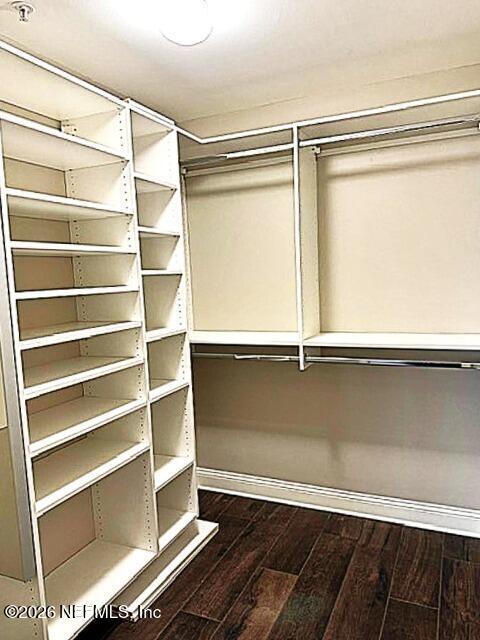 Building Photo - 400 E Bay St