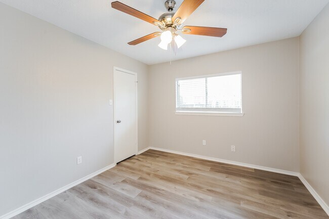 Building Photo - 22111 Eagle Meadow Dr