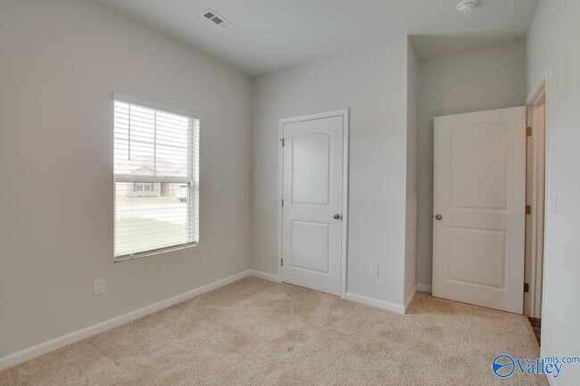 Building Photo - 145 Branton Ct