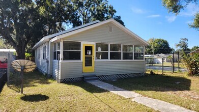 Building Photo - Updated 4/1 in Plant City- Move in Ready