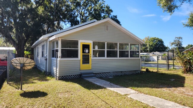 Primary Photo - Updated 4/1 in Plant City- Move in Ready