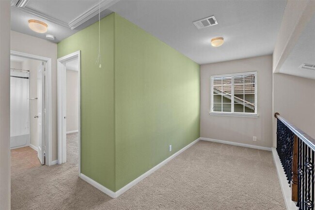 Building Photo - 8540 White Ibis Dr