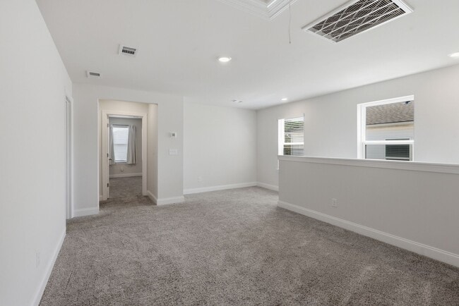 Building Photo - 4371 Skyridge Dr