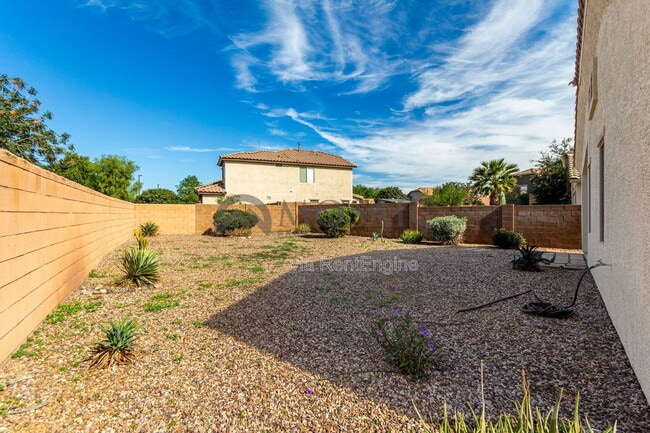 Building Photo - 4020 E Trigger Way