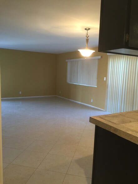 Building Photo - 1350 Torrance Blvd