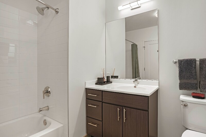 Building Photo - 158 W Superior St