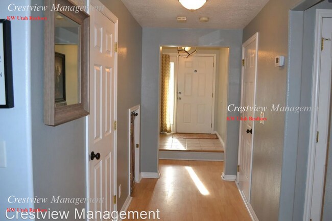 Building Photo - Beautiful 3-Bedroom Home in Daisyfield – Your Next Home Awaits