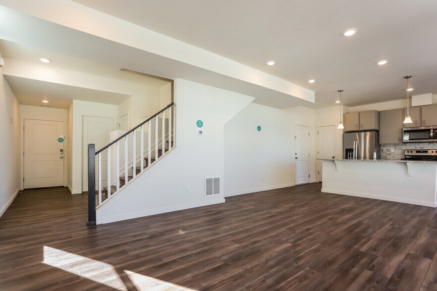 Building Photo - 4673 N Tower Dr