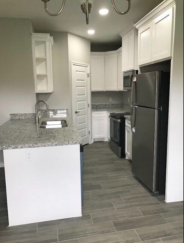 Building Photo - 127 Olive St